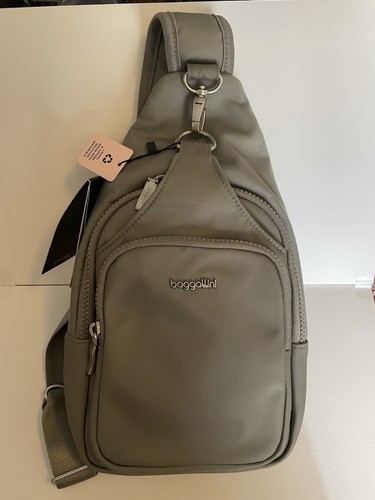 Nwt baggallini central - nwt~baggallini,